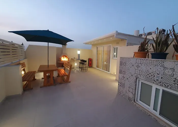 B&S Accommodation Penthouse 602 Ghaxaq, Malta